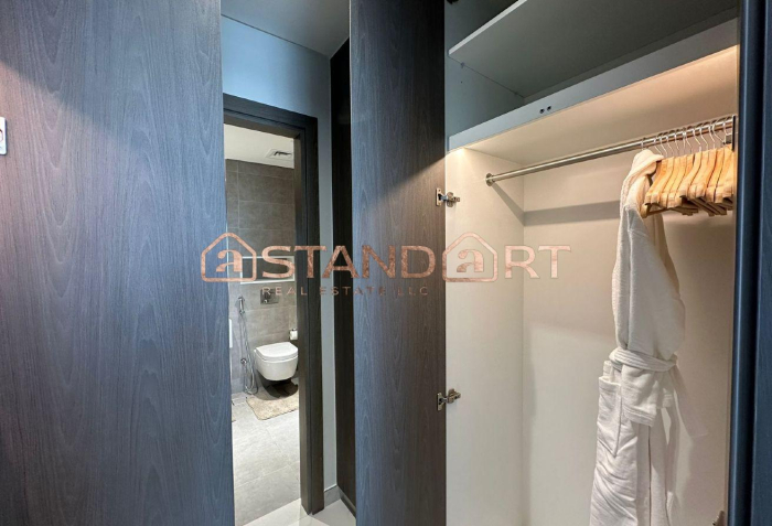 Modern 2BR | Spacious | Crystal Lagoon View