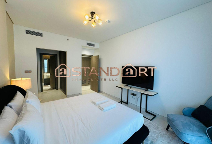 Modern 2BR | Direct Crystal Lagoon View