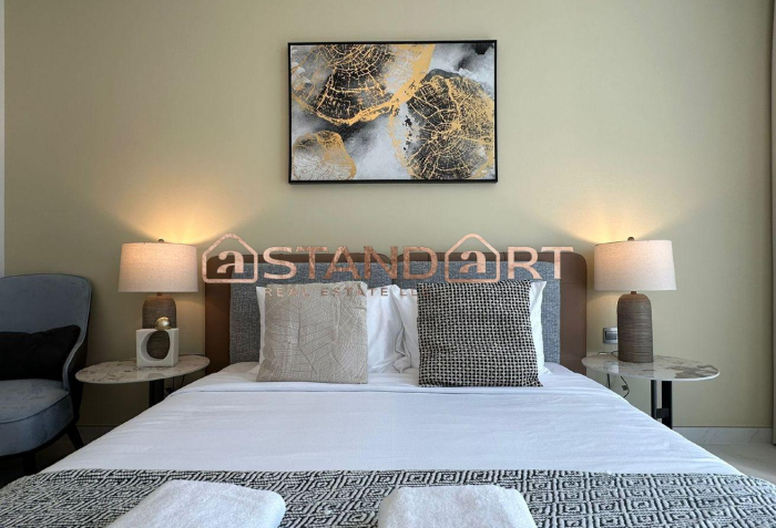 Modern 2BR | Spacious | Crystal Lagoon View