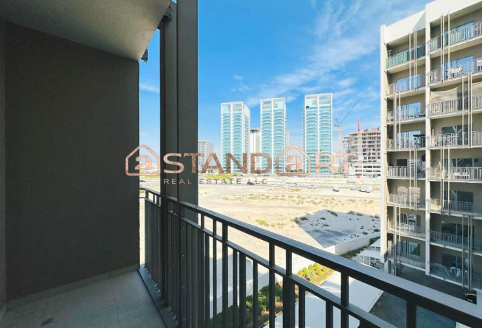 Spacious 2BR Apartment | Prime Location | Rented