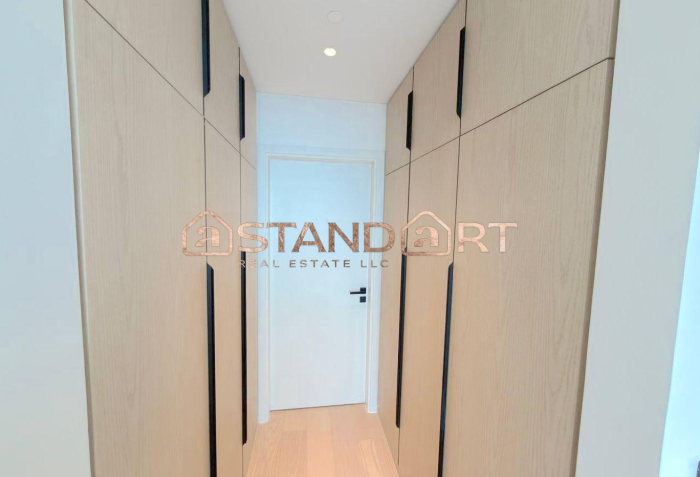 Brand New | Burj and Water view | Fully Furnished