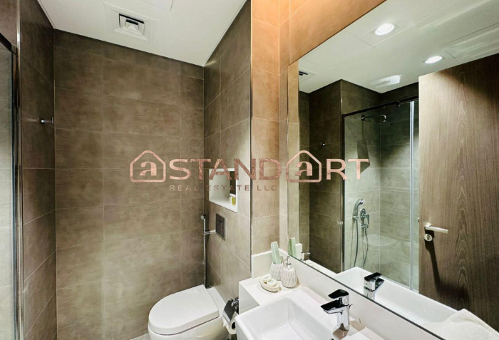 Modern 2BR | Direct Crystal Lagoon View